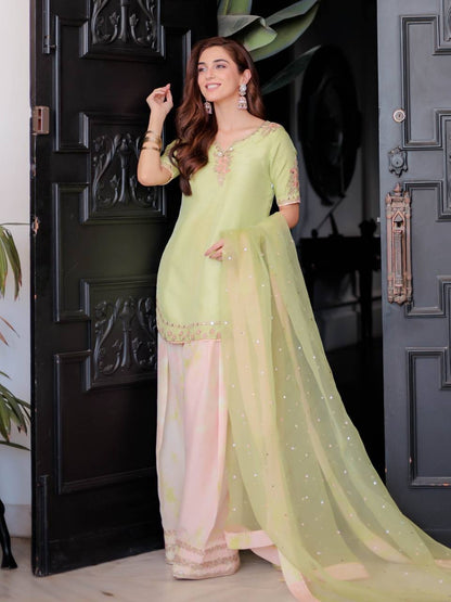 Đěsigner Party Wear Look Pur Natural Crepe Top & Farshi Palazzo With Dupatta set*