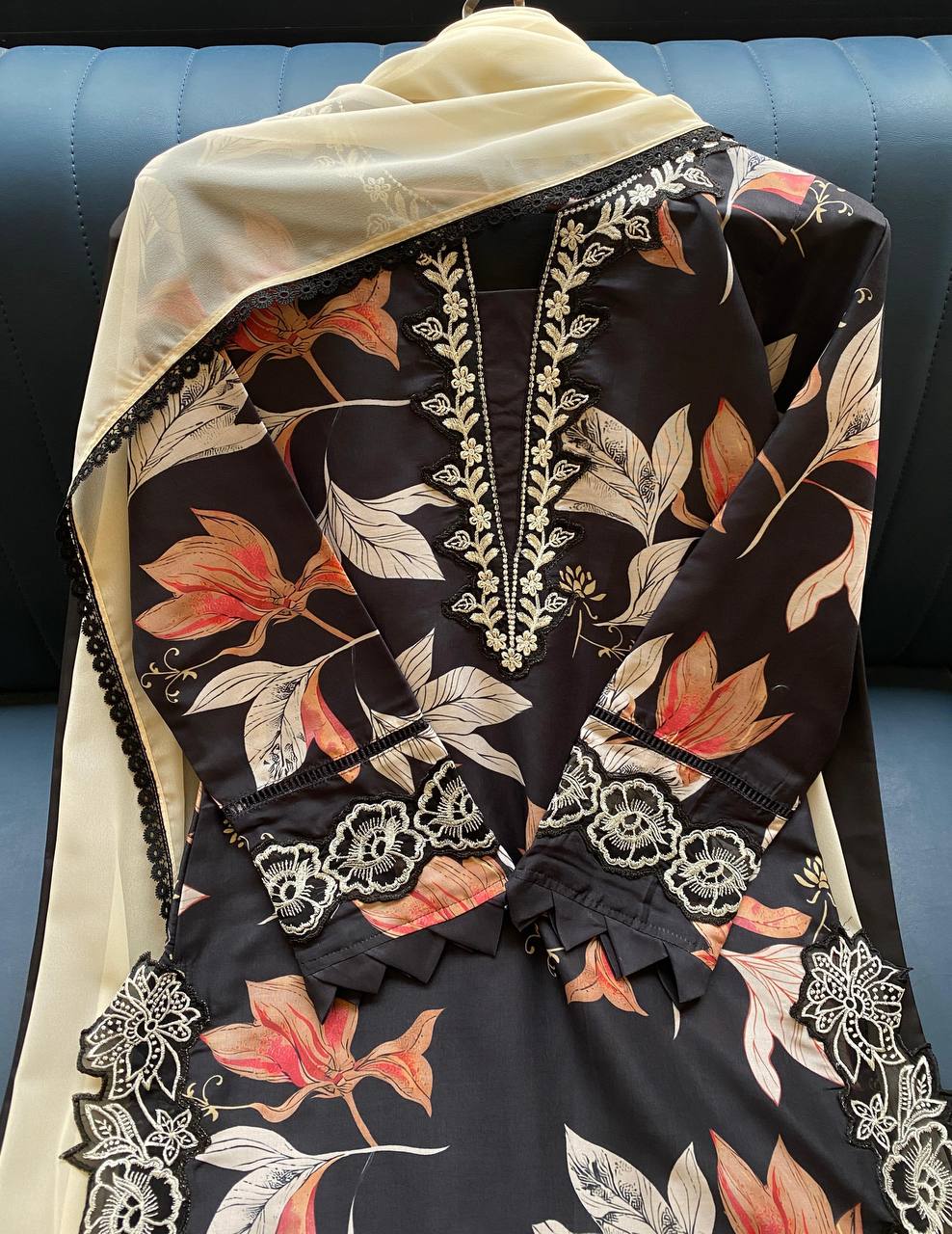 HANIA AMIR INSPIRED SUMMER SEASON WEAR PAKISTANI SUIT WITH EMBROIDERED TOP, PLAZZO AND DUPATTA
