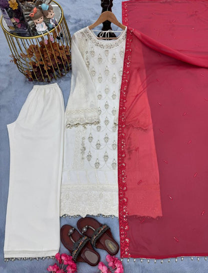 Đěsigner Party Wear Look Pur Heavy Faux Georgette Top Plazzo & Dupatta Set