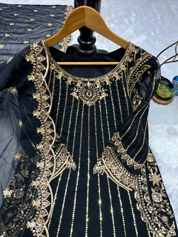 ĐĚSIGNER PARTY WEAR TOP AND PLAZO. WITH FANCY DUPPATA AND EMBROIDERY WORK