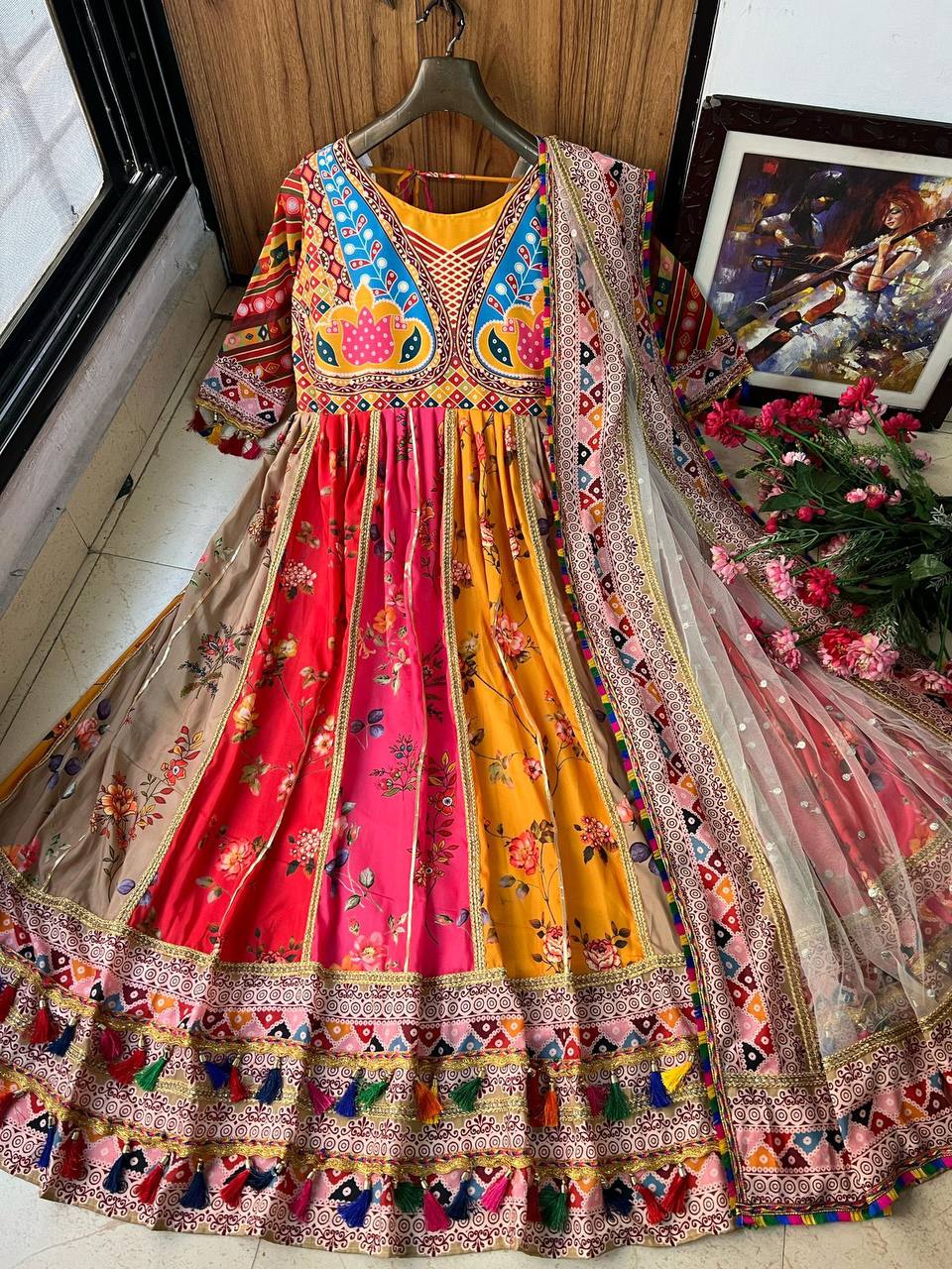 PRINTED ANARKALI GOWN  PRINTED HEAVY MUSLIN OUTFIT