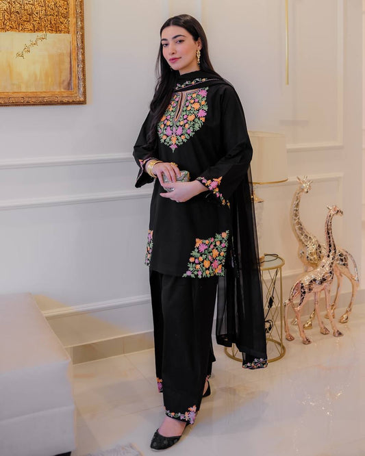 DESIGNER WEAR EMBROIDERED TOP WITH 2 SIDE POCKETS WITH PLAZZO AND DUPPATA single available wholesale