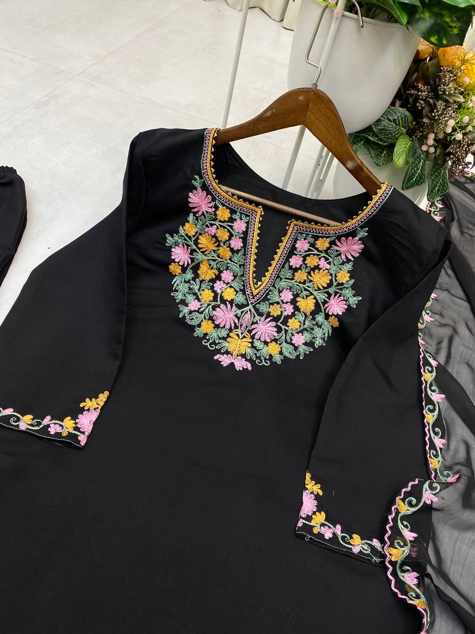 DESIGNER WEAR EMBROIDERED TOP WITH 2 SIDE POCKETS WITH PLAZZO AND DUPPATA single available wholesale