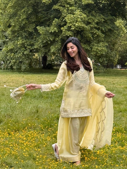 *NEW Launching  Designer Party Wear Look Collection*