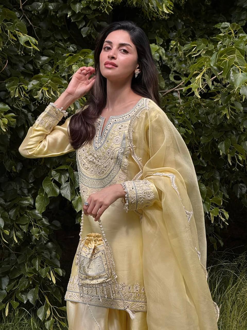 *NEW Launching  Designer Party Wear Look Collection*