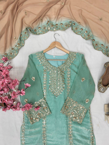 ENHANCE THE BEAUTY OF YOUR WARDROBE WITH THIS NEWLY LAUNCHED KURTI & SHARARA SET