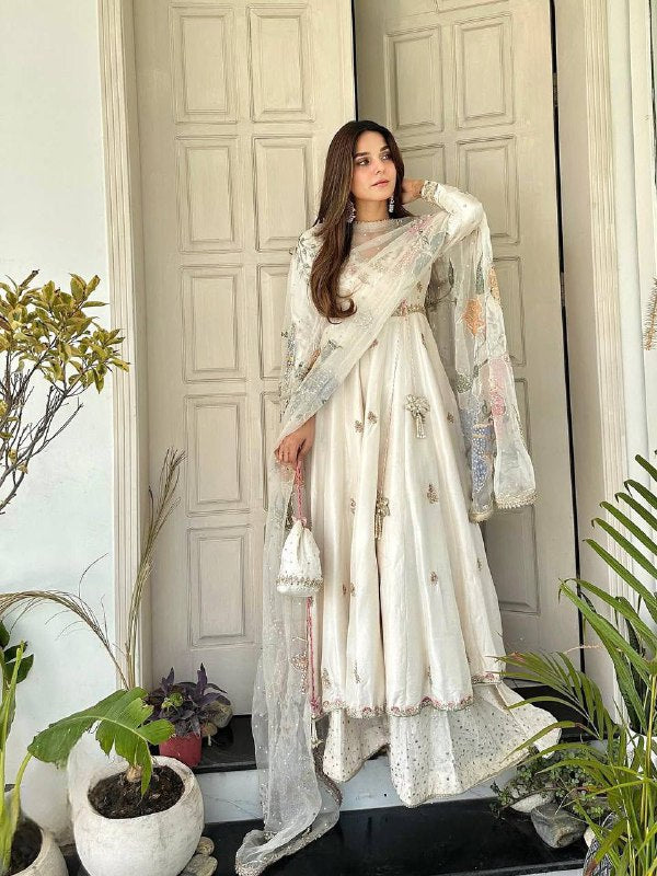 EXCLUSIVE AND DESIGNER SEQUENCE EMBROIDERED 3 PIECE GOWN PAIR