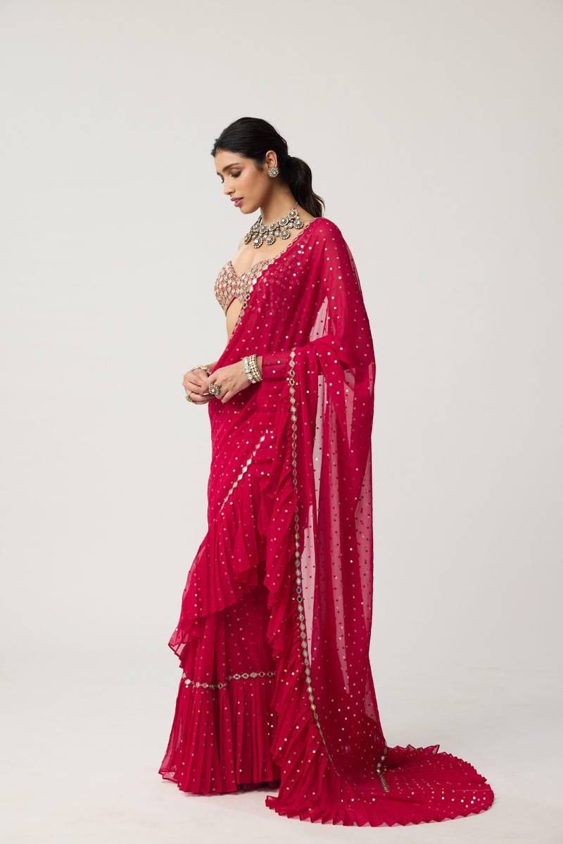 ENHANCE THE BEAUTY OF YOUR WARDROBE WITH THIS NEWLY LAUNCHED ANARKALI GOWN SET