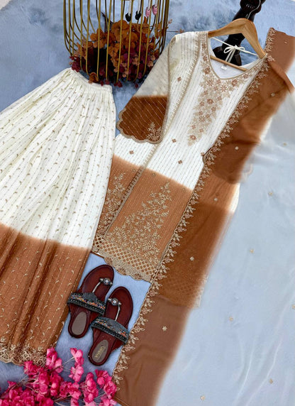 Đěsigner Party Wear Look Pur Heavy Dual Tone Peding Star Georgette Top Plazzo & Dupatta Set
