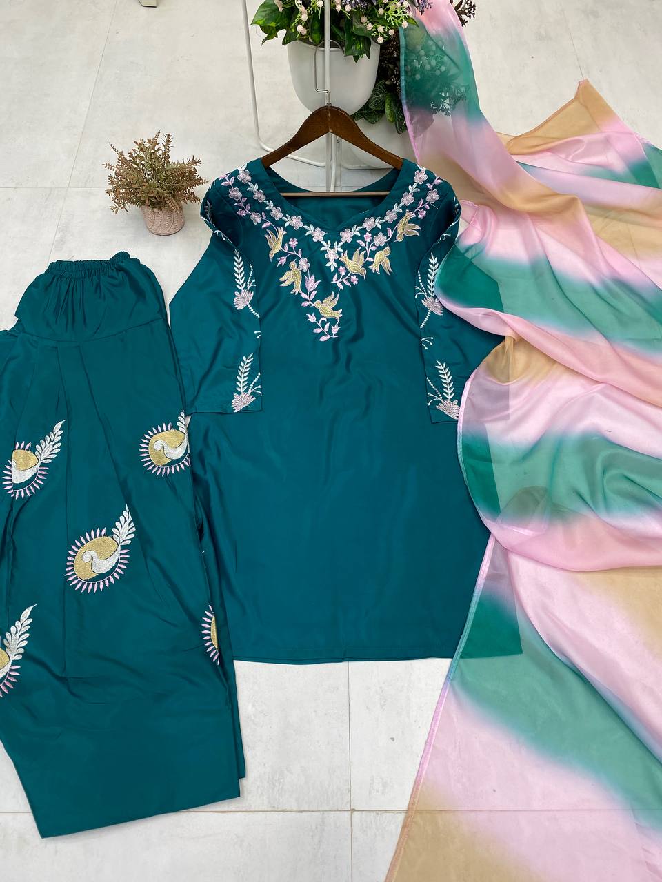DESIGNER AND MOST TRENDING FARSI SALWAR SUIT IN THREE PIECE WITH EMBROIDERY WORK
