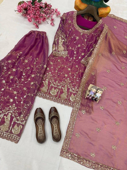 ENHANCE THE BEAUTY OF YOUR WARDROBE WITH THIS NEWLY LAUNCHED KURTI & PLAZZO SET