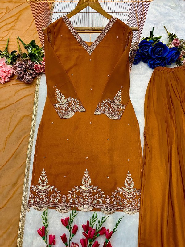 ĐĚSIGNER PARTY WEAR TOP AND PLAZZO. WITH FANCY DUPPATA AND EMBROIDERY WORK*