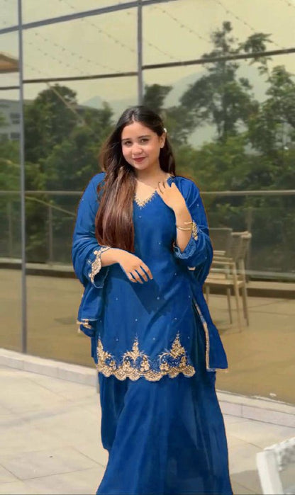 ĐĚSIGNER PARTY WEAR TOP AND PLAZZO. WITH FANCY DUPPATA AND EMBROIDERY WORK*
