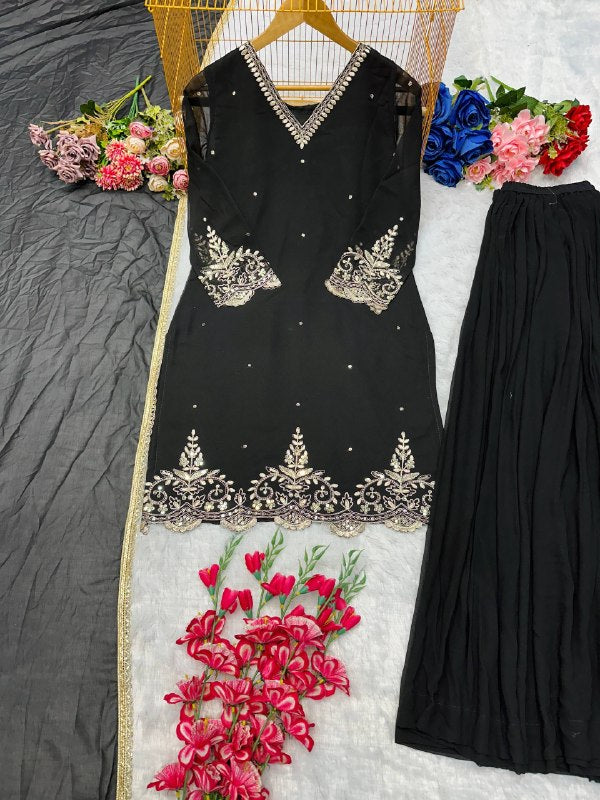 ĐĚSIGNER PARTY WEAR TOP AND PLAZZO. WITH FANCY DUPPATA AND EMBROIDERY WORK*