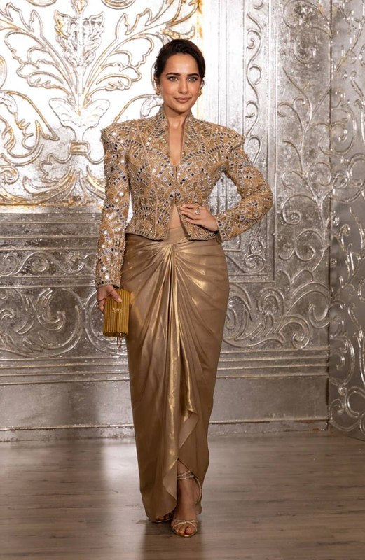 Bollywood Style Real Mirror work Goldern  Embroidery Work detailing 3 pic indo-Western Set