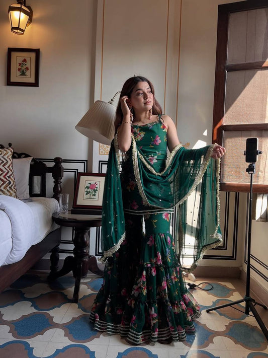 Elegant Ethnic Wear ✨ 🎀 Crafted in Classy Tones with Premium Fabric & Detailing