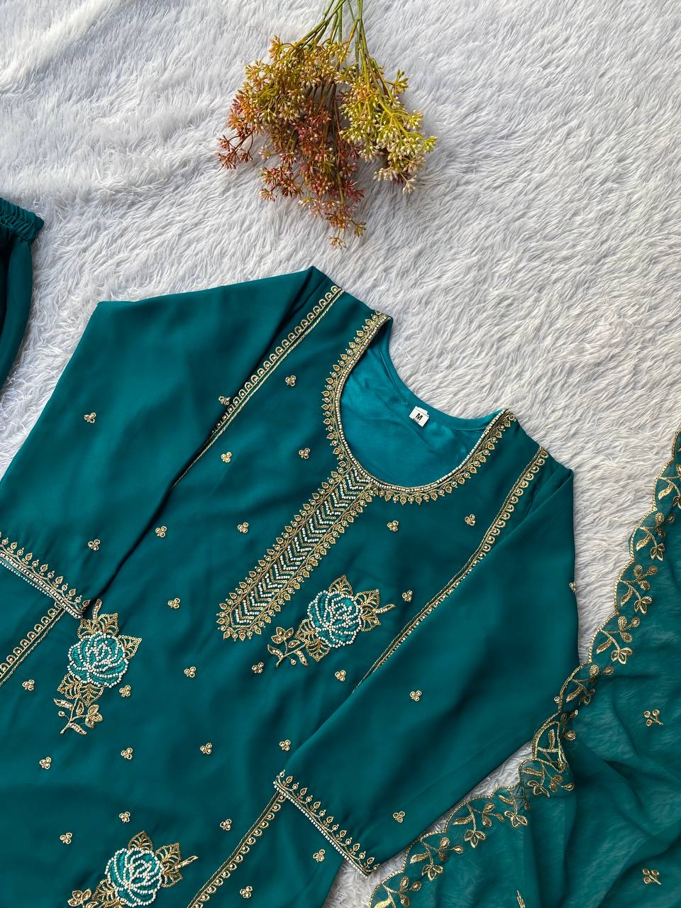 GHARARA PAIR  KURTI ,GHARARA AND DUPATTA