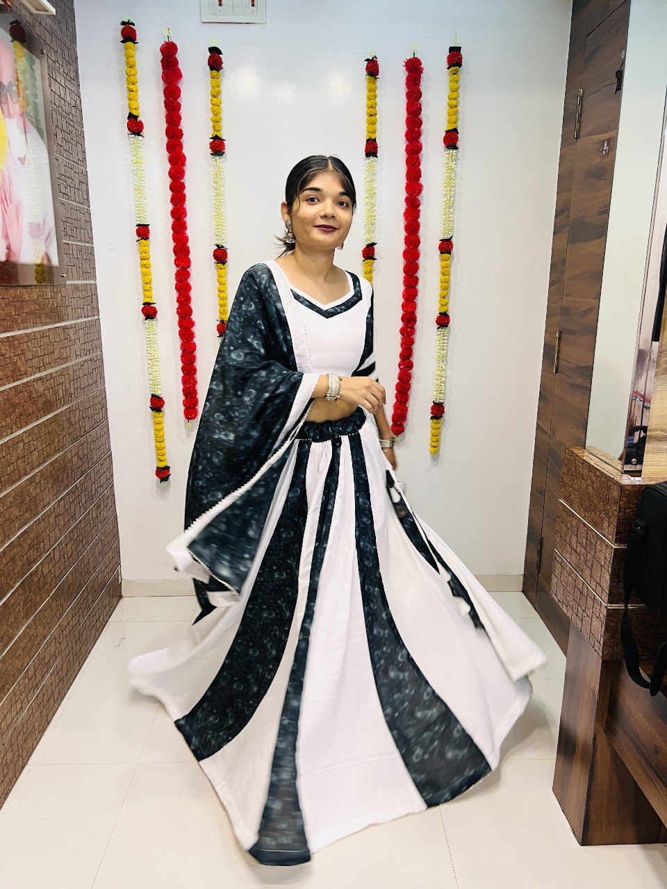 NAVRATRI CHANIYA CHOLI COLLECTION 2025