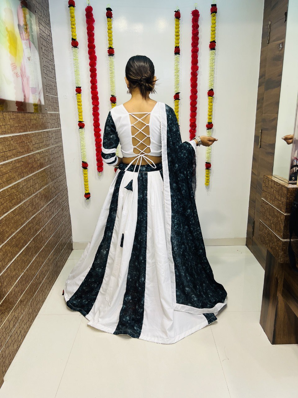 NAVRATRI CHANIYA CHOLI COLLECTION 2025