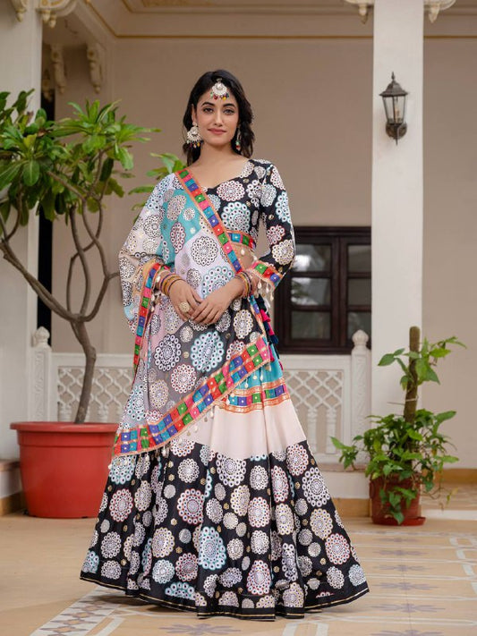 navrati LEHENGA, BLOUSE & DUPATTA SET