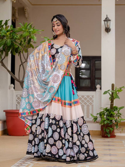 navrati LEHENGA, BLOUSE & DUPATTA SET