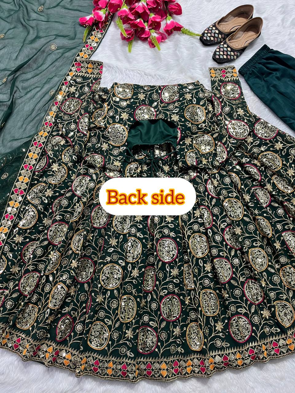 Đěsigner Anarkali Suit In New Fancy Style