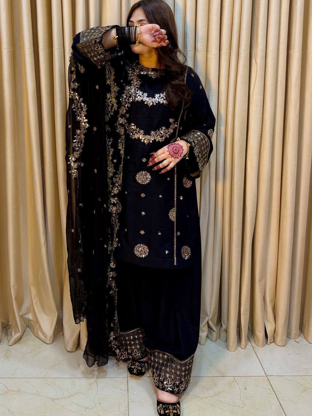 *ENHANCE THE BEAUTY OF YOUR WARDROBE WITH THIS NEWLY LAUNCHED _ KURTI-SET