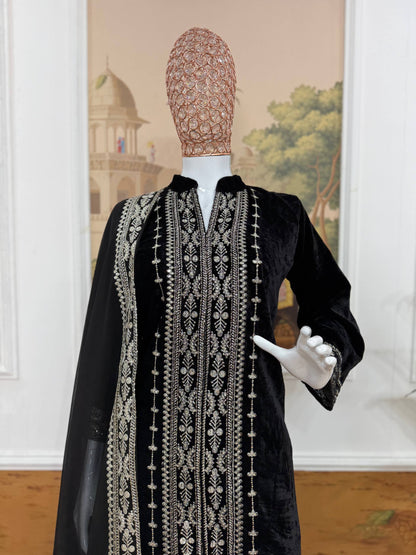 9000 VELVET✨KURTI, PLAZZO & DUPATTA