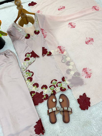 Women’s Ethnic Wear