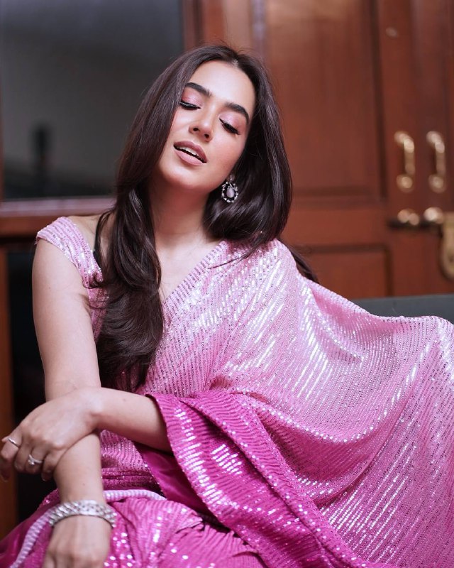 bollywood Celebrity style Sequance saree collection