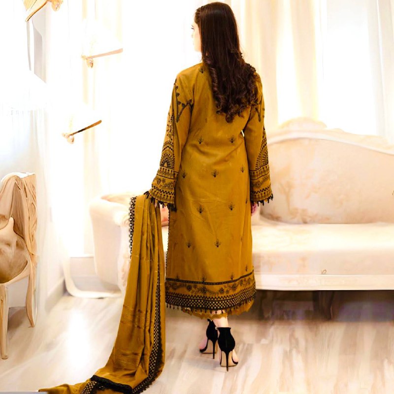 Đěsigner Party Wear Look Pur Heavy Faux Georgette Top Plazzo & Dupatta Set