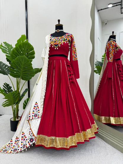 navrati Hevay Boutiq Collection lehenga