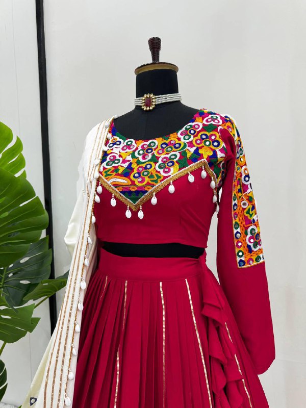 navrati Hevay Boutiq Collection lehenga