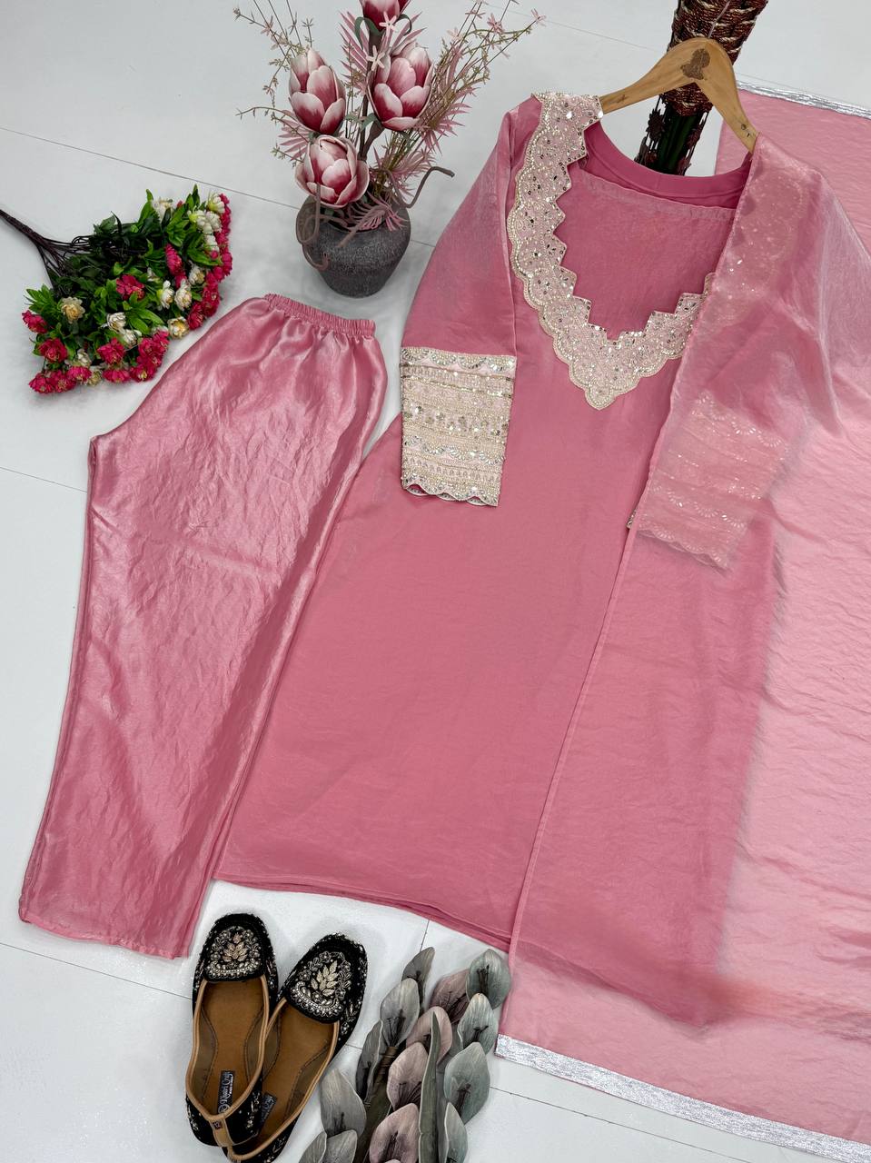 NEW PARTY WEAR FOUR PIS  SUIT SET