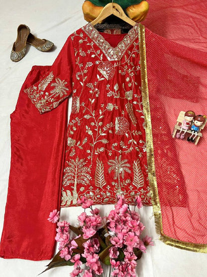 BEAUTY OF YOUR WARDROBE WITH THIS NEWLY LAUNCHED KURTI-PANT SET
