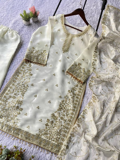 026 EID 🌙 EXCLUSIVE AND TRENDY FOR WEDDING SEASON OUR SEQUENCE EMBROIDERY WORKED TOP, PANT AND DUPATTA IN ZIMMY CHOO