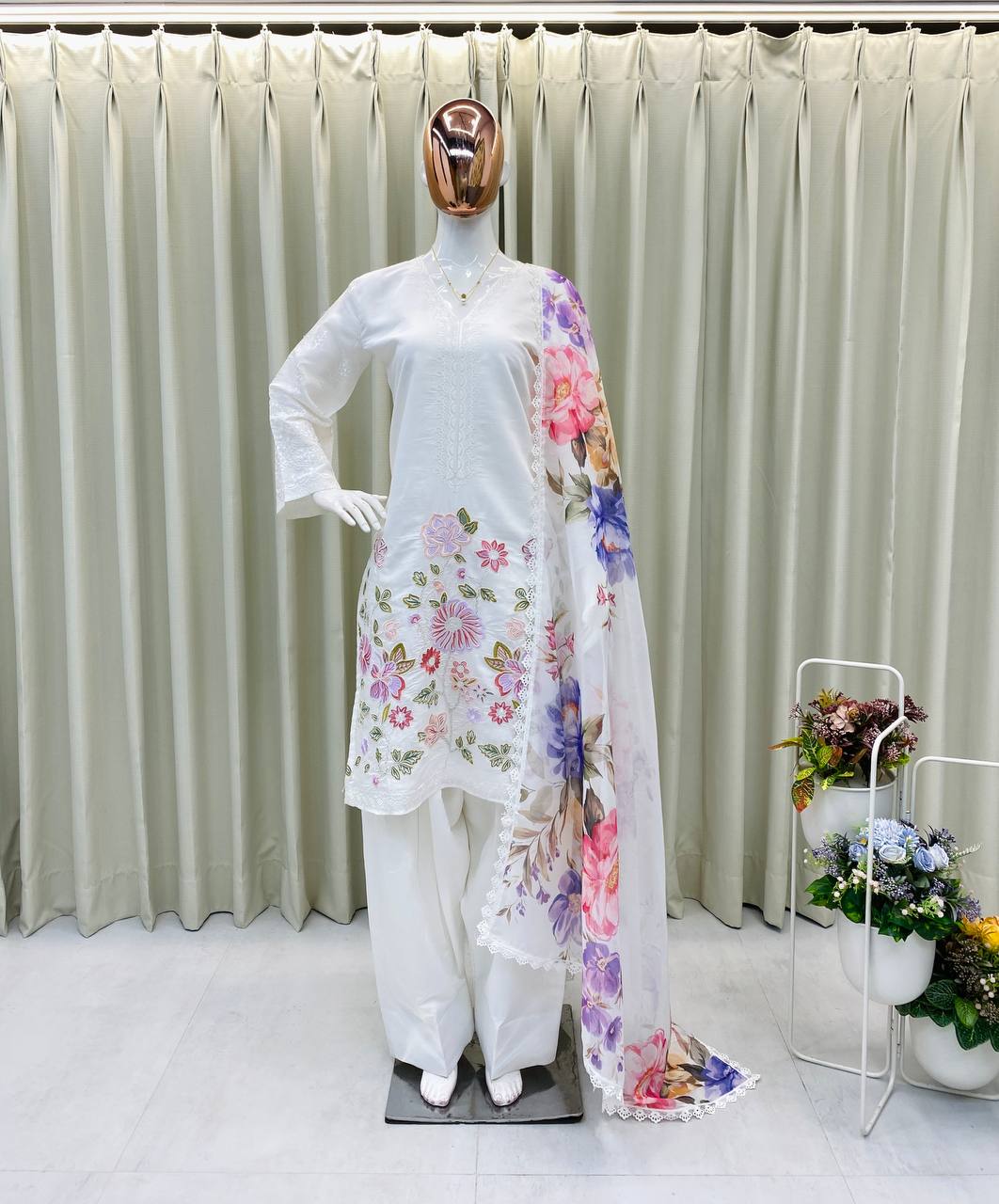 DESIGNER AND MOST TRENDING FARSI SALWAR SUIT IN THREE PIECE WITH EMBROIDERY WORK