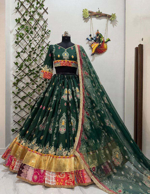 PRESENTING NEW  NAVRATRI  SPECIAL CHANIYA CHOLI
