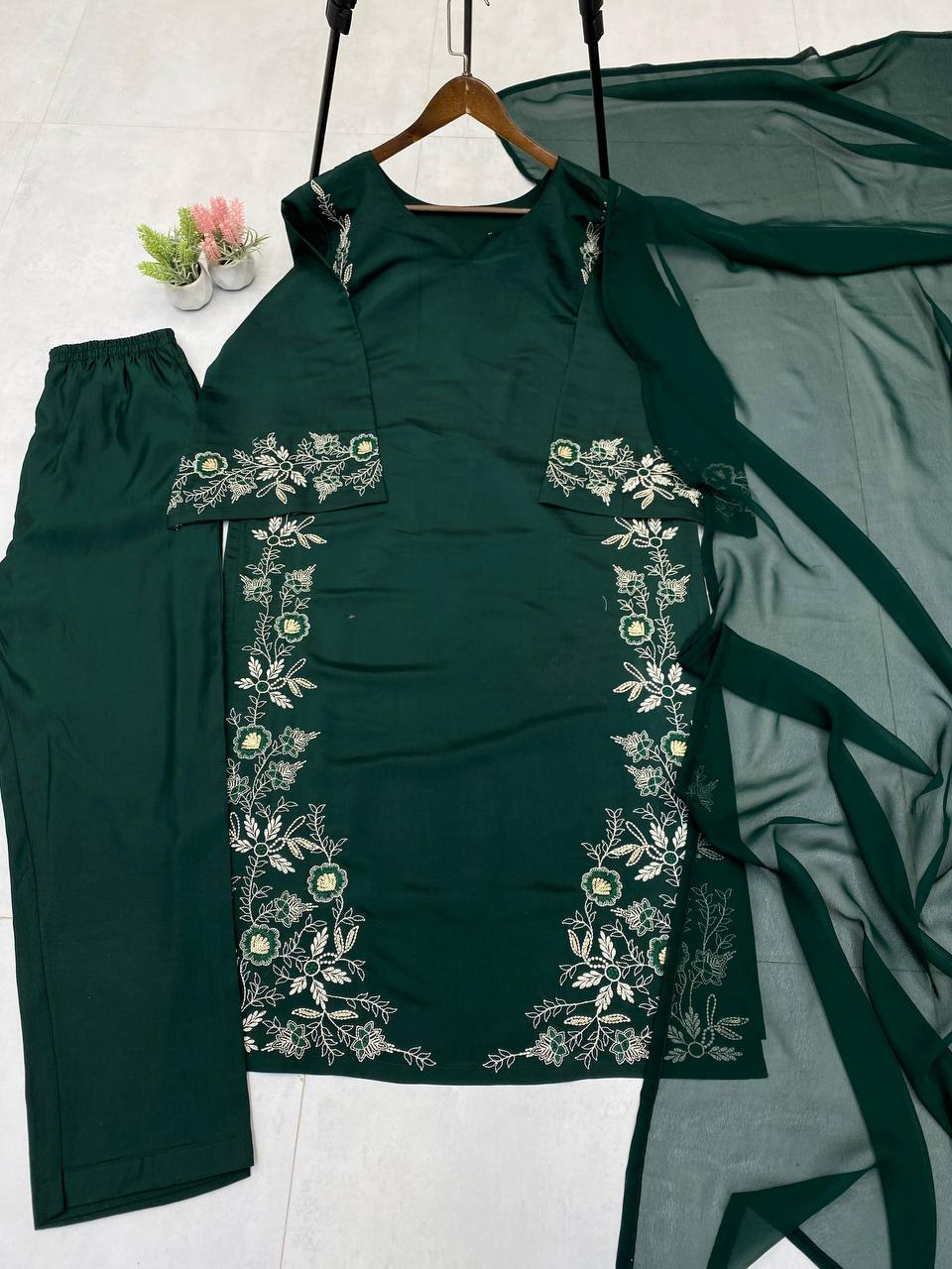 DESIGNER WEAR EXCLUSIVE SUIT IN ROMAN SILK FABRIC TOP AND PANT WITH GEORGETTE DUPATTA