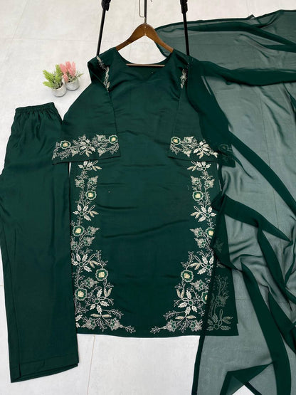 DESIGNER WEAR EXCLUSIVE SUIT IN ROMAN SILK FABRIC TOP AND PANT WITH GEORGETTE DUPATTA