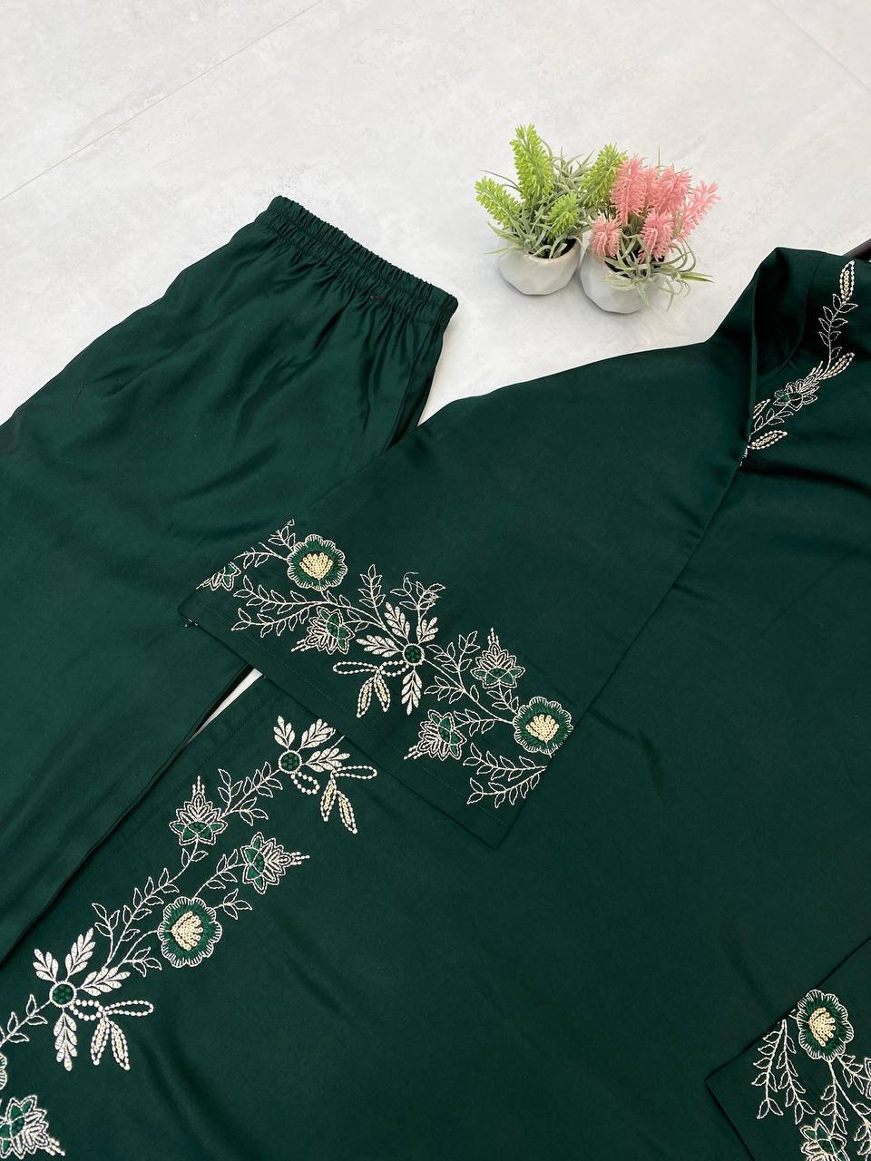 DESIGNER WEAR EXCLUSIVE SUIT IN ROMAN SILK FABRIC TOP AND PANT WITH GEORGETTE DUPATTA