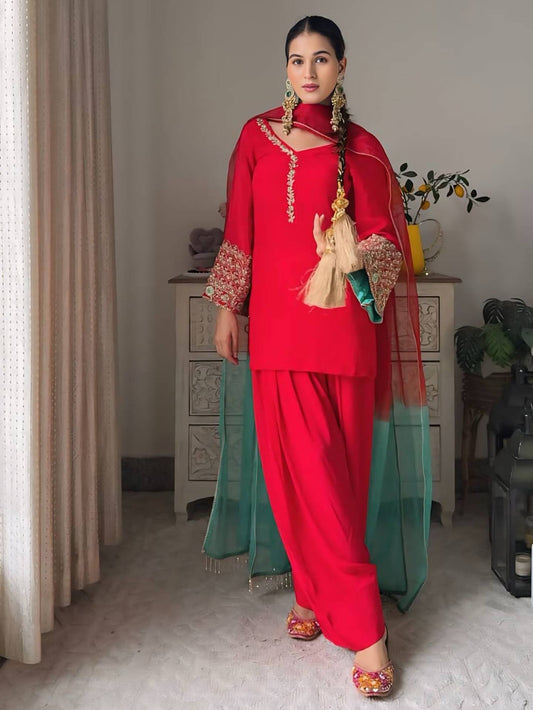 ĐĚSIGNER PARTY WEAR FARSI TOP AND SALVAR . WITH FANCY DUPPATA AND EMBROIDERY WORK