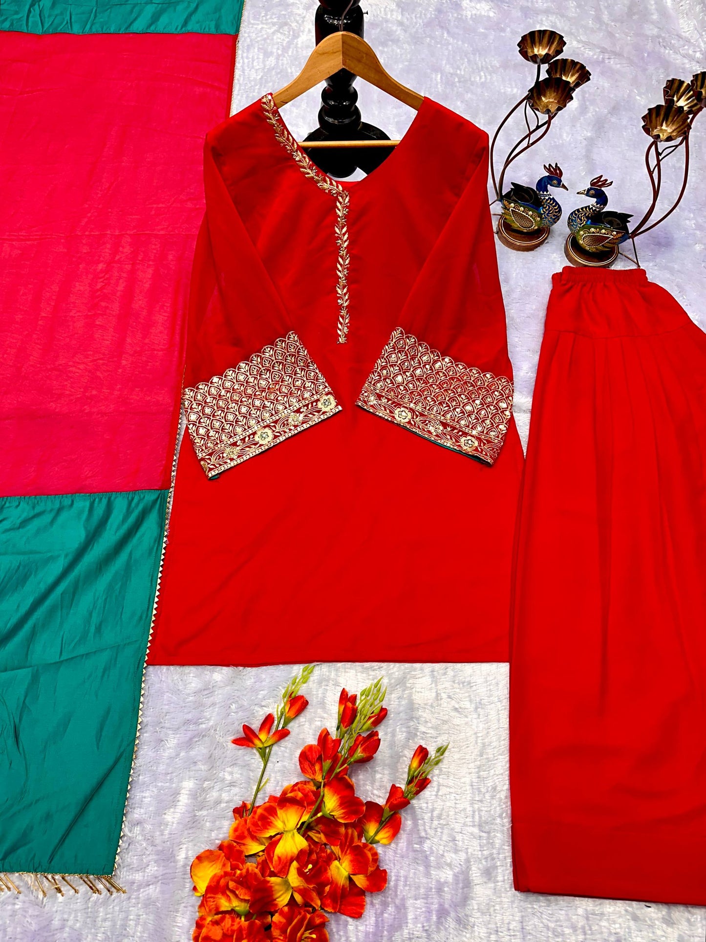 ĐĚSIGNER PARTY WEAR FARSI TOP AND SALVAR . WITH FANCY DUPPATA AND EMBROIDERY WORK