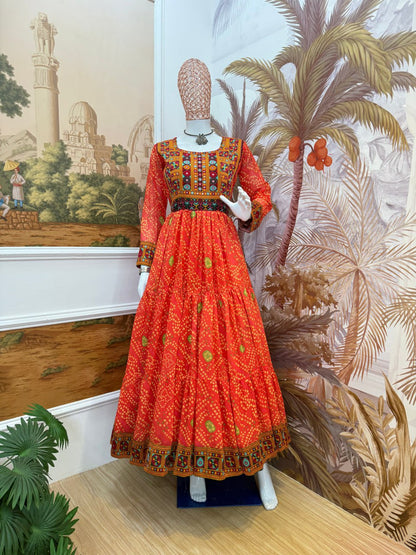 gown  FAUX GEORGETTE FABRIC, GAMTHI JACQUARD WEAVING NACK AND LACE BORDER