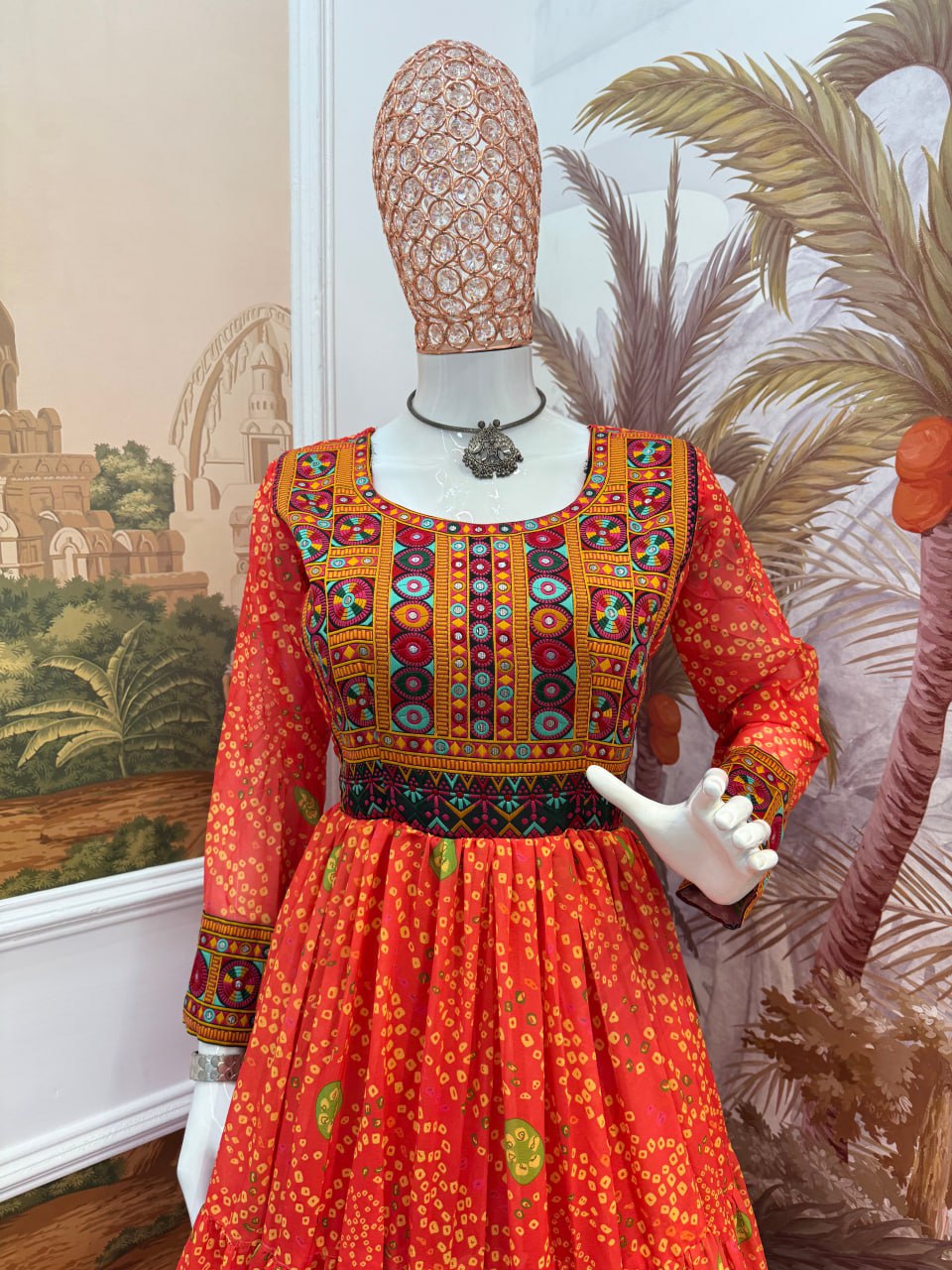 gown  FAUX GEORGETTE FABRIC, GAMTHI JACQUARD WEAVING NACK AND LACE BORDER