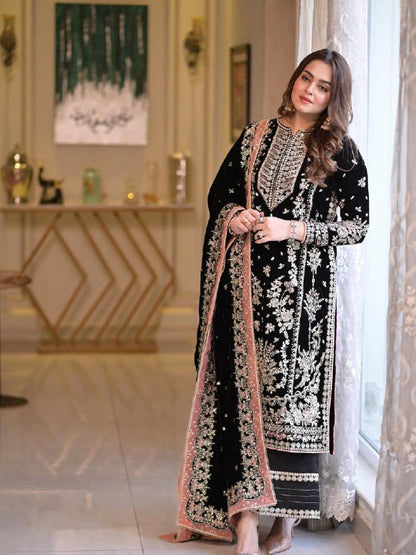 ENHANCE THE BEAUTY OF YOUR WARDROBE WITH THIS NEWLY LAUNCHED GMY SILK KURTI & PLAZZO SET