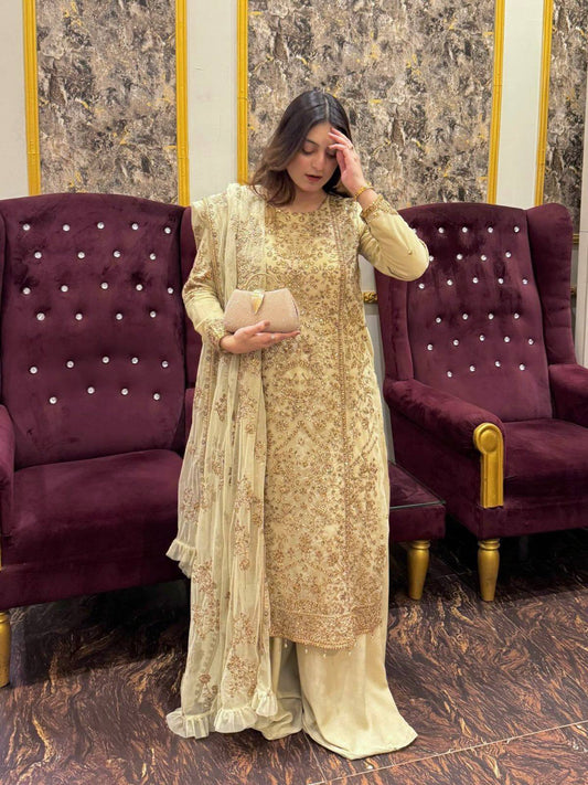ENHANCE THE BEAUTY OF YOUR WARDROBE WITH THIS NEWLY LAUNCHED KURTI & PLAZZO SET
