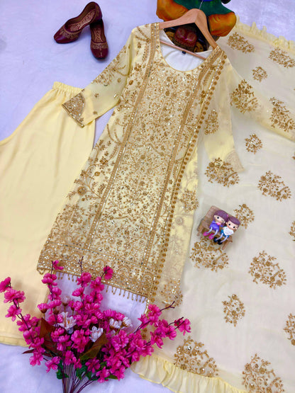 ENHANCE THE BEAUTY OF YOUR WARDROBE WITH THIS NEWLY LAUNCHED KURTI & PLAZZO SET