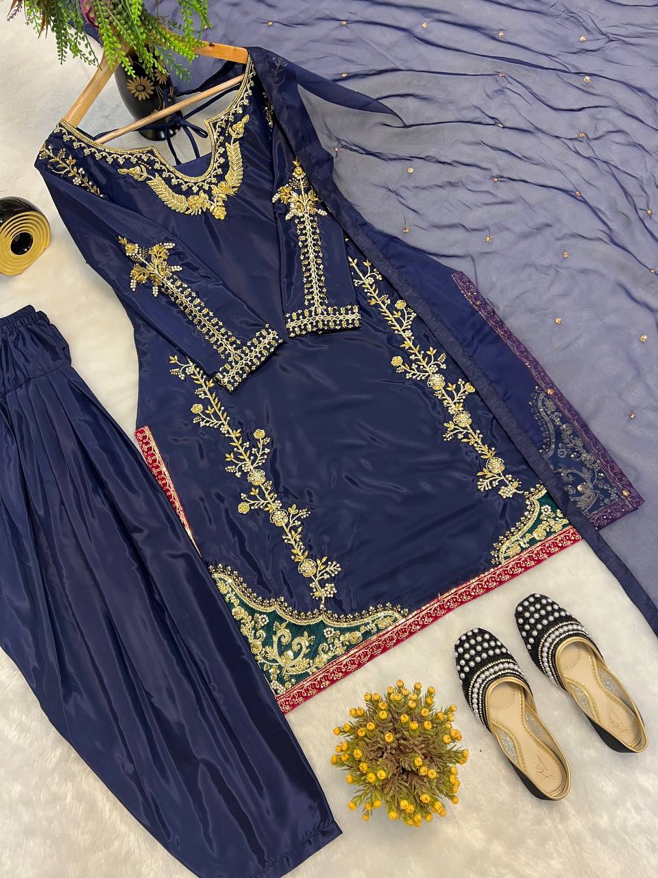 Đěsigner Party Wear Look top with farshi salwar