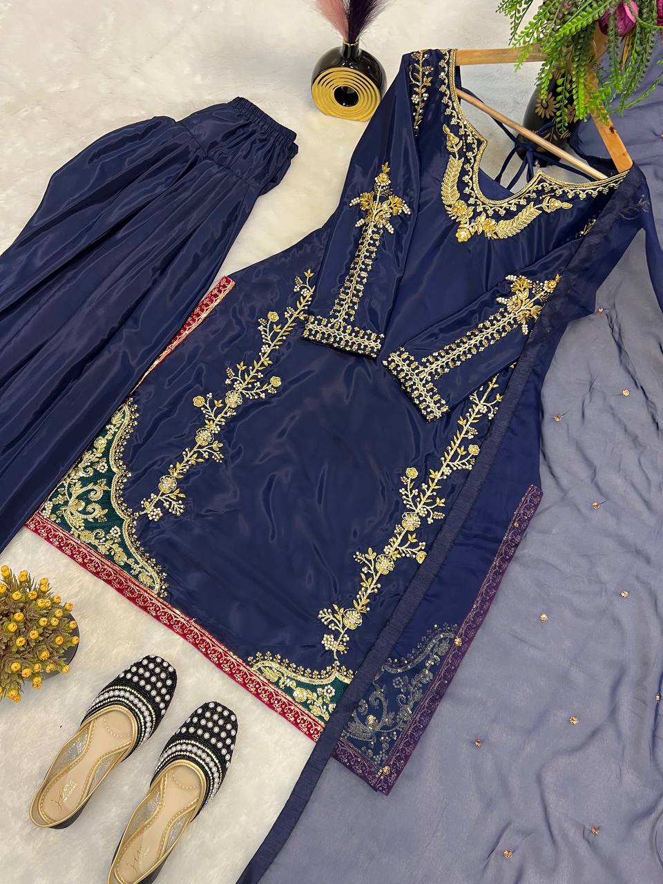 Đěsigner Party Wear Look top with farshi salwar